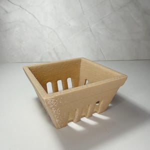 Sonny Angel Berry Garden Display Stand Set – 3D Printed Organizer for Collectors Honey