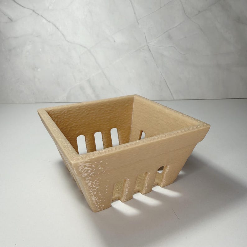 Sonny Angel Berry Garden Display Stand Set – 3D Printed Organizer for Collectors Honey