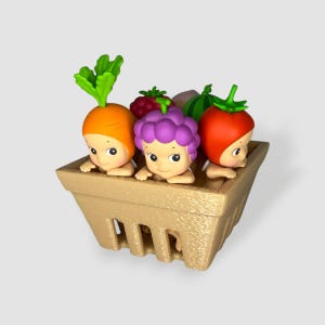 3D Printed Fruit and Veggie Basket Display for Sonny Angel Dolls Hipper and Standing Mini Figure Accessory Decor