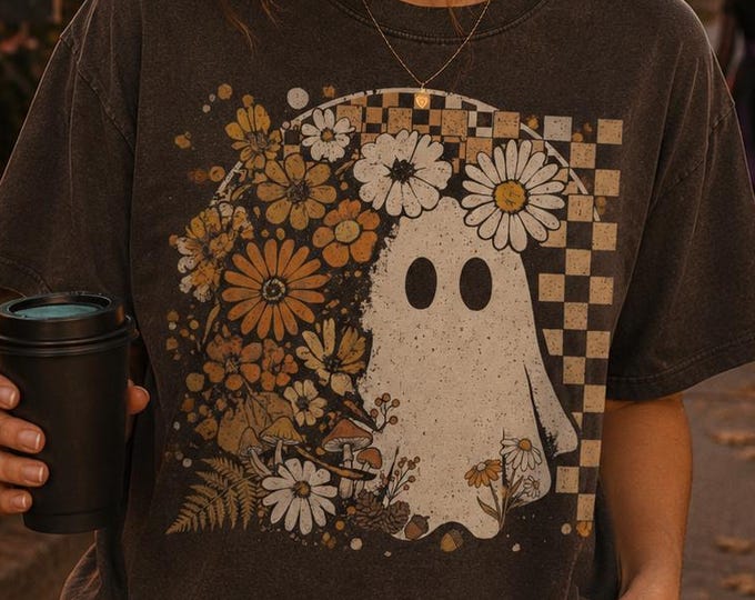 Retro Floral Ghost Shirt, Boho Wildflower Halloween Tee, Cottagecore Spooky Season Top