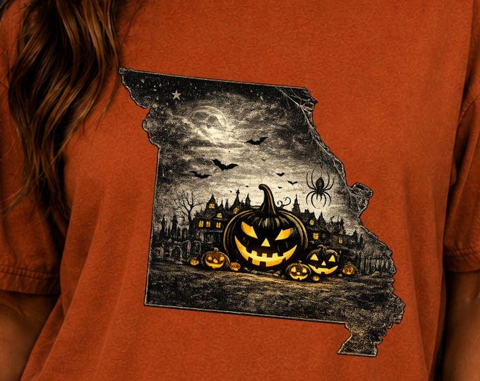 Missouri Halloween Shirt, Vintage Haunted Scene, Comfort Colors Tee