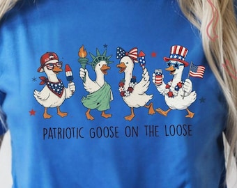 Patriotic Goose On The Loose T-Shirt, 4th of July Graphic Tee, Summer Casual Top