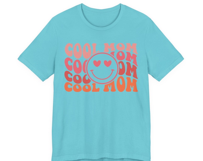 Mom Smiley Face Tee | Retro Oversized Cotton Shirt