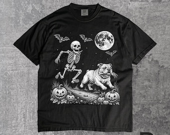 Funny Skeleton Chasing English Bulldog Shirt, Halloween Dog Mom Tee, Spooky Dog Lover Gift, Cute Fall Graphic T-Shirt
