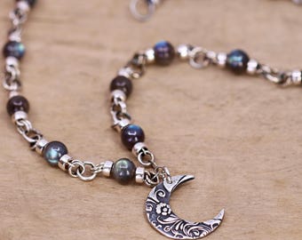 Collar de luna creciente de labradorita, collar de plata de ley con diseño de hadas, joyería celestial de brujas