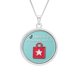 Red Star Tote Icon Round Border Photo Pendant | Custom Photo Necklace