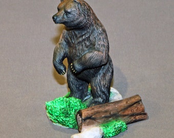 Björnstaty i brons, skulptur, konst / Begränsad upplaga, signerad och numrerad / "Yogi Bear"