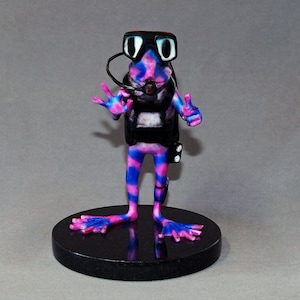 Bronze Frog &quot;Scuba Diver&quot; Figurine: Signed Limited Edition Art