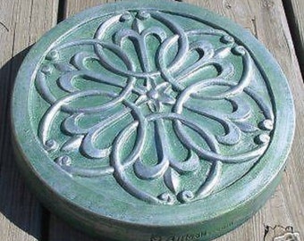 Molde para escalones de piedra con forma de círculo celta