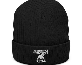 Guerrilla-stijl: geribbelde muts (borduursel)