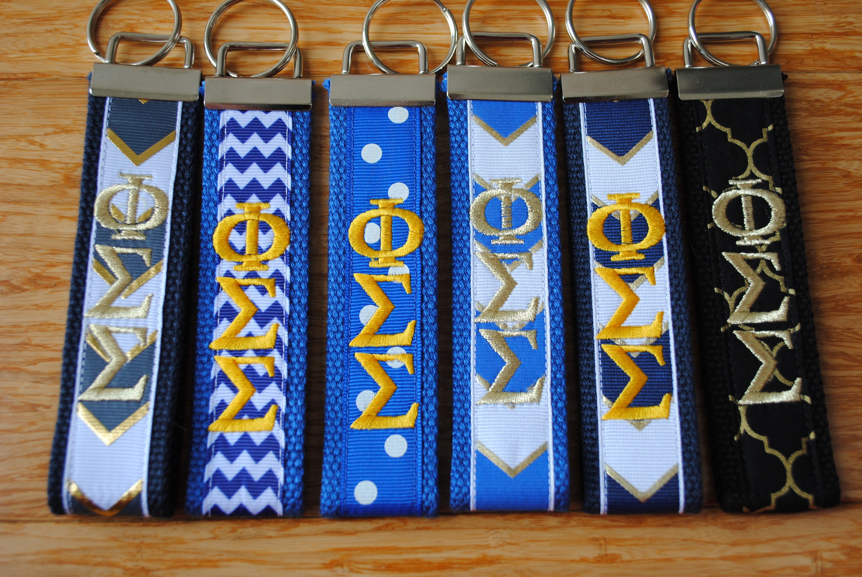 Porte-clés Wristlet Officiel Sigma Sigma Sigma Sorority - Fait Main Aux États-Unis