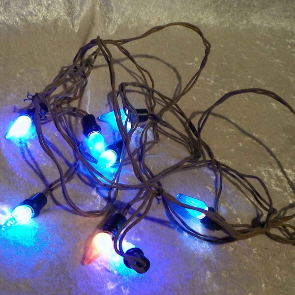 Vintage Christmas Lights C6 Sage Green Cloth Wire with 8 Queen Bulbs