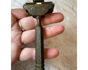Vintage Ever-Ready Single Edge Safety Razor Ornate Handle Brooklyn NY Made USA