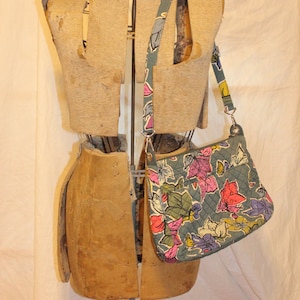 VERA BRADLEY FLORAL Purse,vera bradley quilted purse,vera bradley nurse purse,vera bradley purse organzier,vera bradley tote bag,hobo bag