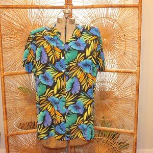 VGT TROPICAL SHIRT,honolulu tropical shirt,vintage hawaiian shirt,vintage aloha shirt,vintage beach shirt,vintage hawaiian shirts honolulu