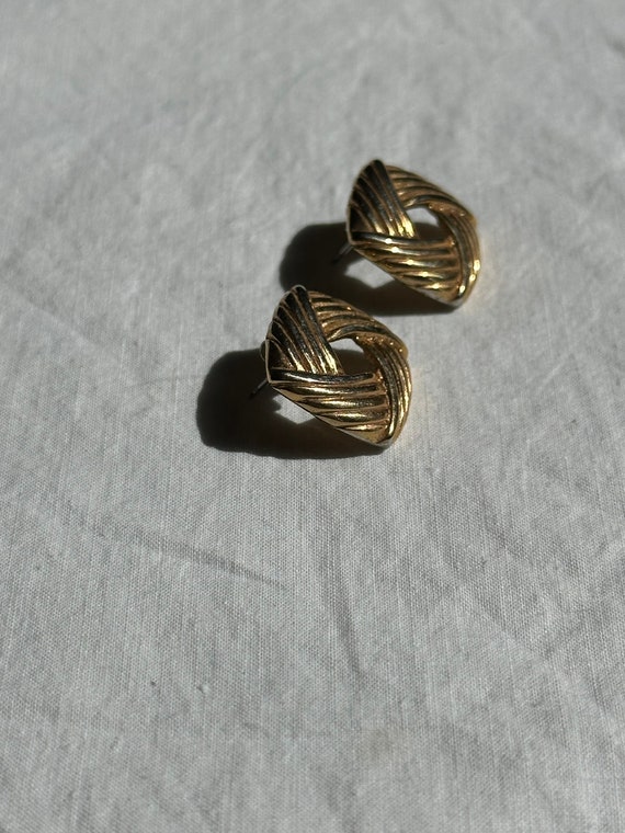 VGT RIBBED SQUARE Earrings,gold square earrings,v… - image 3