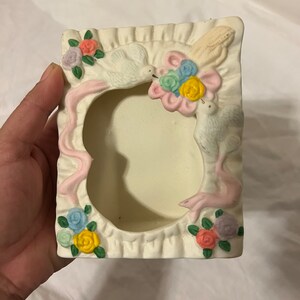 VINTAGE SHABBY CHIC Picture Frame,vintage cottage picture frame,vintage dove flower picture frame,shabby chic picture frame,shabby chic