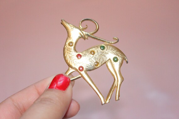 deer with faux pearl tail gold deer pin Christmas brooch deer jewelry reindeer brooch Vintage deer brooch faux pearl deer brooch