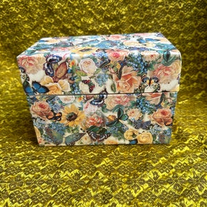 VINTAGE BLUMEN SCHMETTERLINGS Box,Vintage Märchen Schmetterling Box,Vintage Schmetterling Rose Box,Vintage Schmetterling Blumenkasten,Vintage Cottage Box