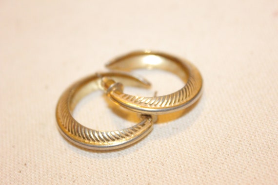 VGT HALF HOOP Earrings,vintage gold half hoop ear… - image 6