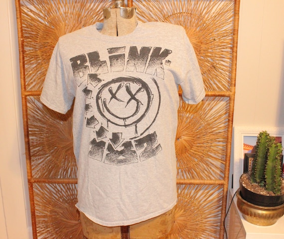 BLINK 182 SHIRT,blink 182 merch shirt,blink 182 ba