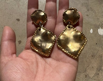 VGT OVERSIZED DANGLE Earrings,vintage gold dangle earrings,vintage huge mod earrings,mod oversized earrings,vintage mod gold big earrings