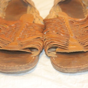 VINTAGE HUARACHES SANDALS,vintage huaraches leather sandals,vintage huaraches sandals brown,huaraches sandals ladies,huaraches sandals boho image 5