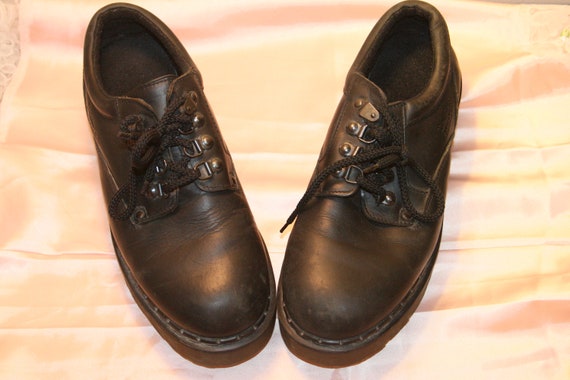 Size 10,MEN DR MARTENS Boots,martens Boots,grunge