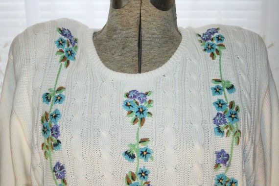 VINTAGE EMBROIDERED FLOWER Sweater,vintage embroi… - image 7