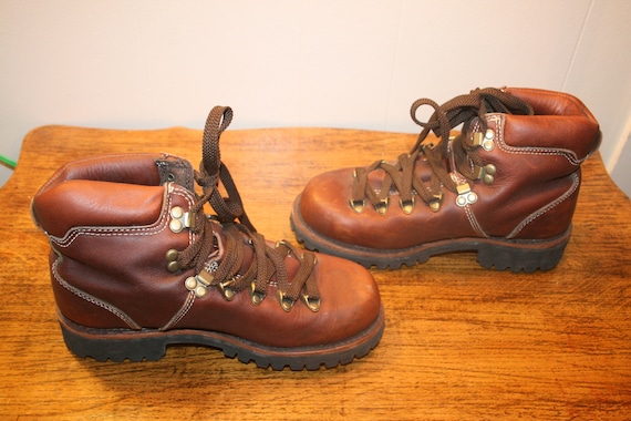 7.5,ROCKER LEATHER BOOTS,hipster boots,mens leathe
