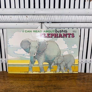 VGT CHILDREN ELEPHANT Book,vintage retro illustration elephant book,illustration elephant book,children retro illustration elephant book