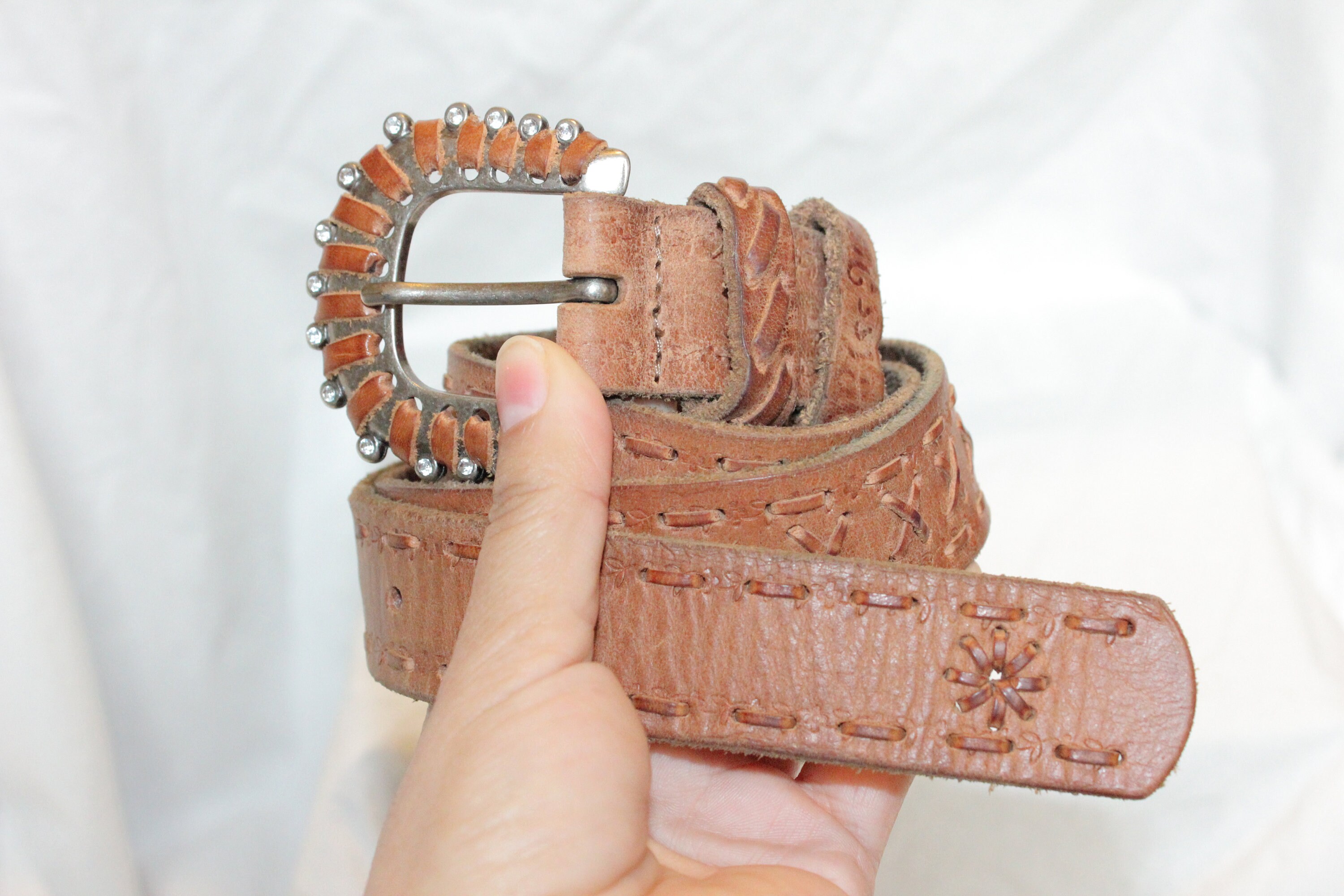 VINTAGE BOHO LEATHER Belt,vintage Leather Belt,women Leather  display picture 2