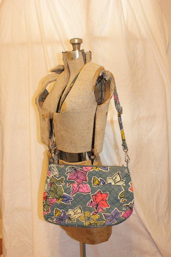 VERA BRADLEY FLORAL Purse,vera bradley quilted pu… - image 4