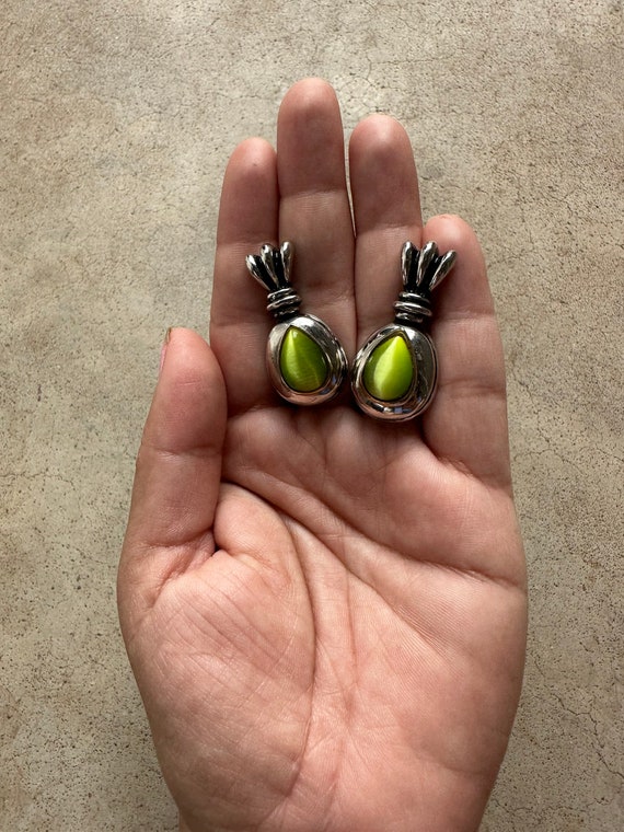 VINTAGE MOD EARRINGS,vintage mod pierced earrings… - image 2