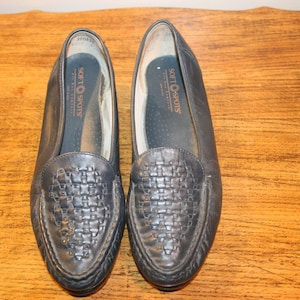 size 10,PENNY LOAFERS CLASSIC,trotters shoes loafers,penny loafers navy,penny loafers womens,penny loafers old school,women loafers casual