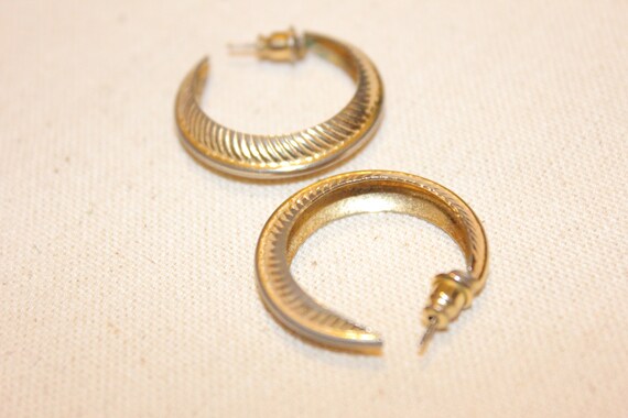 VGT HALF HOOP Earrings,vintage gold half hoop ear… - image 5