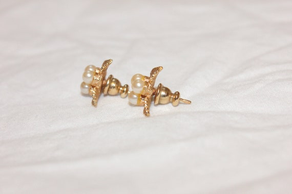 VINTAGE LEAF PEARL Earrings,vintage gold stud ear… - image 4