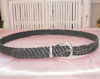 VINTAGE BRAIDED LEATHER Belt,black leather belt,braided leather belt womens,vintage small braided leather belt,vintage small black belt,belt