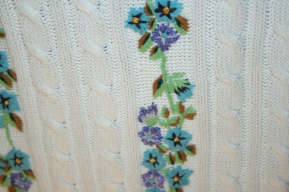 VINTAGE EMBROIDERED FLOWER Sweater,vintage embroi… - image 5