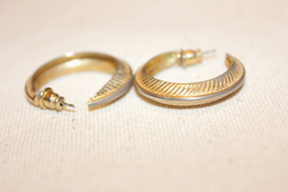 VGT HALF HOOP Earrings,vintage gold half hoop ear… - image 3