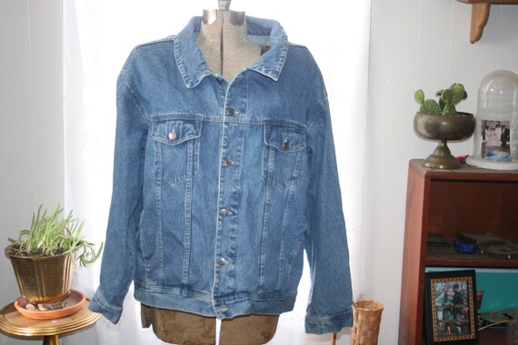 GRUNGE DENIM JACKET,denim jacket,hipster denim jac
