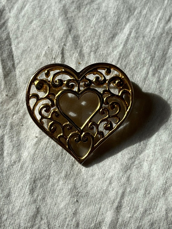 VINTAGE HEART BROOCH,vintage Heart brooch pin,vint