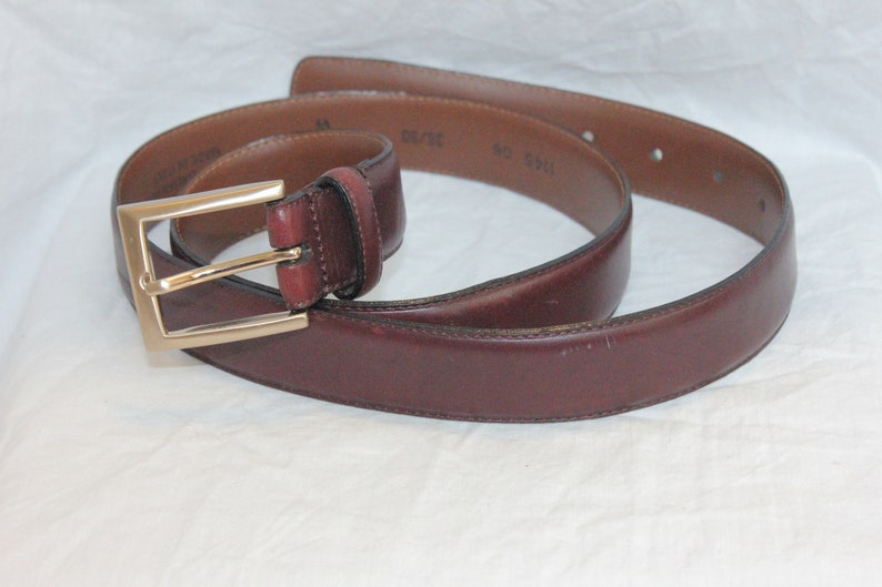 VINTAGE MEN LEATHER Belt,vintage men brown leather belt,vintage men classic belt,vintage mens wearhouse belt,small men leather belt,belt image 4