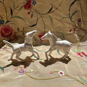 VINTAGE PORCELAIN HORSES,vintage white horse figurine,vintage riding horse,vintage collect horse,vintage horse porcelain figurine,old horse