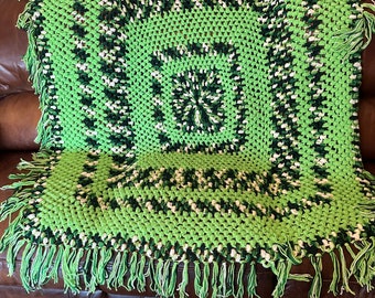 VINTAGE CROCHET AFGHAN Blanket,vintage crochet blanket,retro crochet blanket,vintage classic crochet blanket,vintage green crochet blanket,