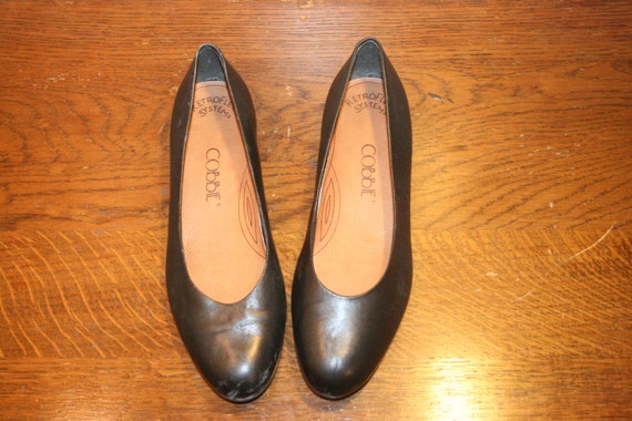 Size 8,LEATHER FLATS WOMENS,black leather shoes w… - image 1