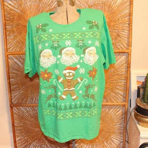 VINTAGE CHRISTMAS SHIRT,classic christmas shirt,vintage green christmas shirt,mens vintage christmas shirt,vintage christmas tee shirts,xmas