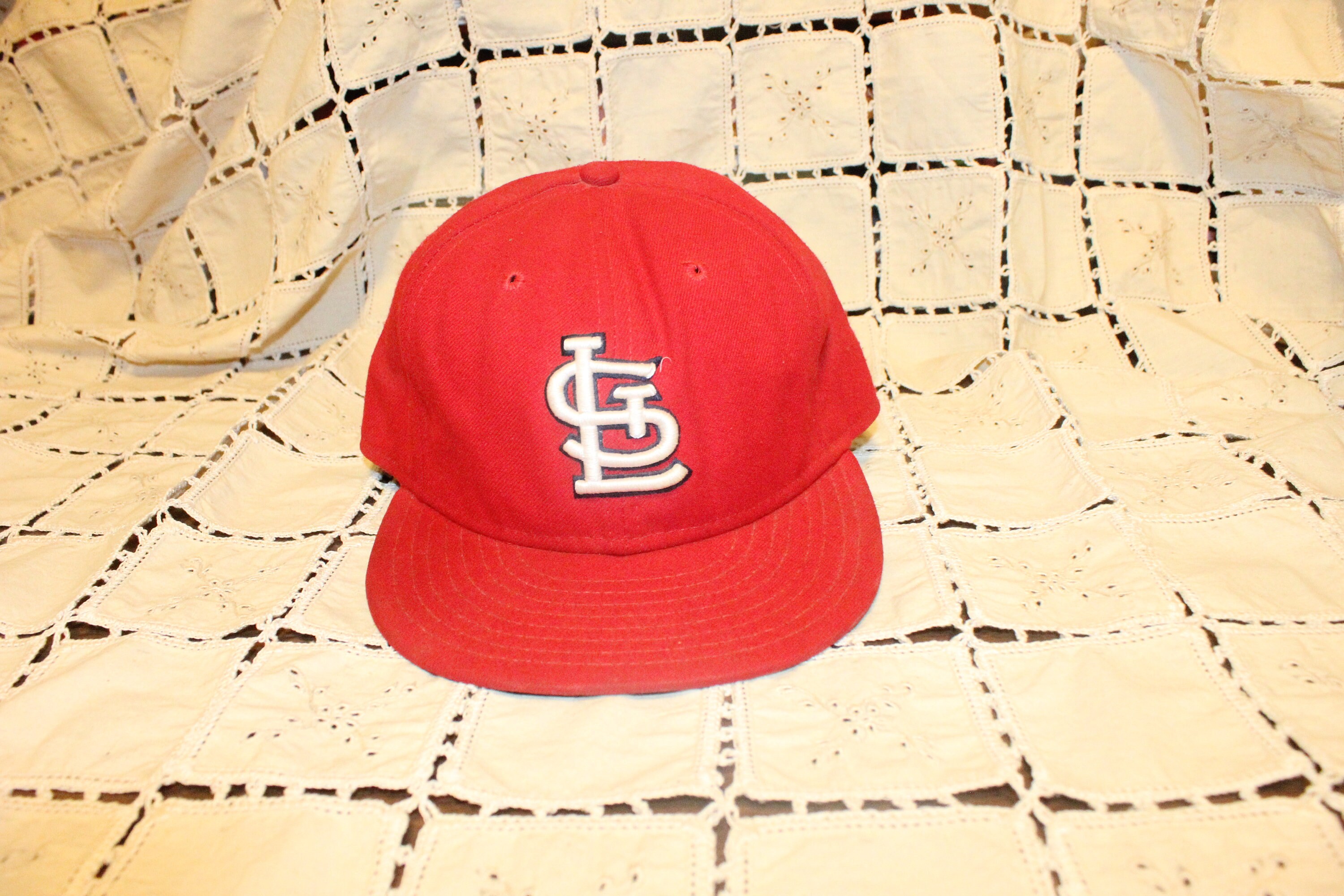 White STL Cardinals Bling Baseball Hat w/Red Crystals – J.A. Whitney