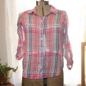 OLD NAVY BUTTON up Blouse,old navy button down shirt,old navy plaid button up shirts,old navy  shirts womens,hot pink plaid shirt
