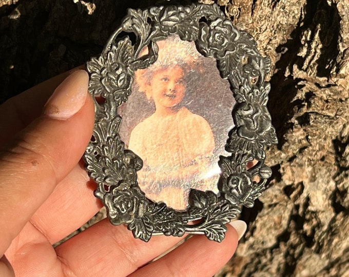 VGT VICTORIAN MINI Frame,vintage Mini Picture Frame,vintage Miniature